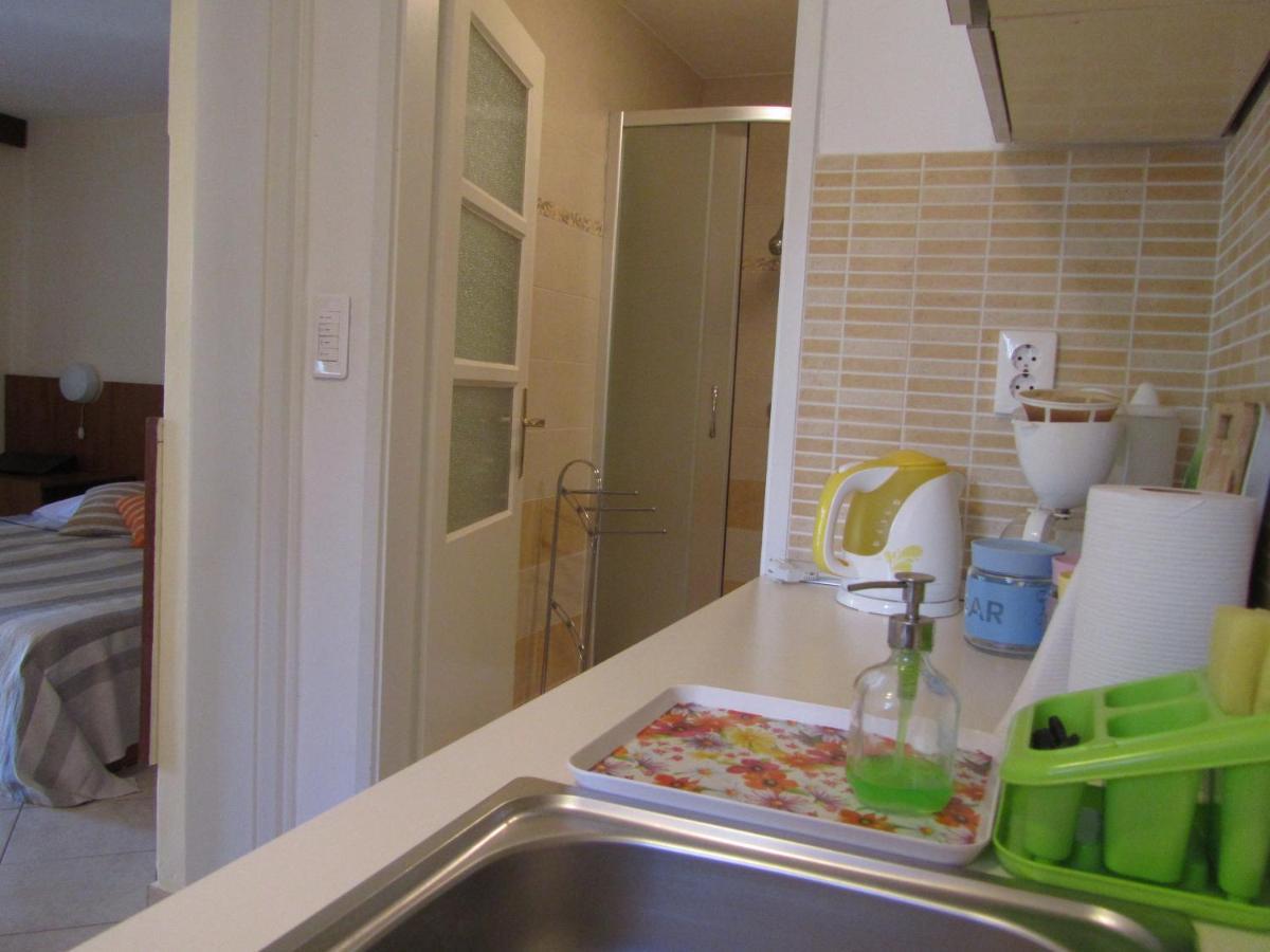 Apartment Petrovic Đảo Korčula Ngoại thất bức ảnh