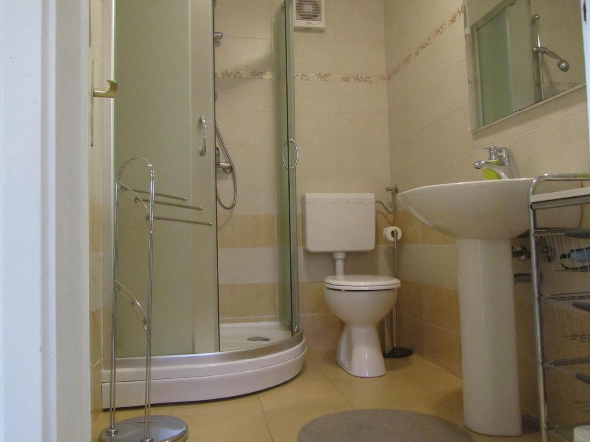 Apartment Petrovic Đảo Korčula Ngoại thất bức ảnh