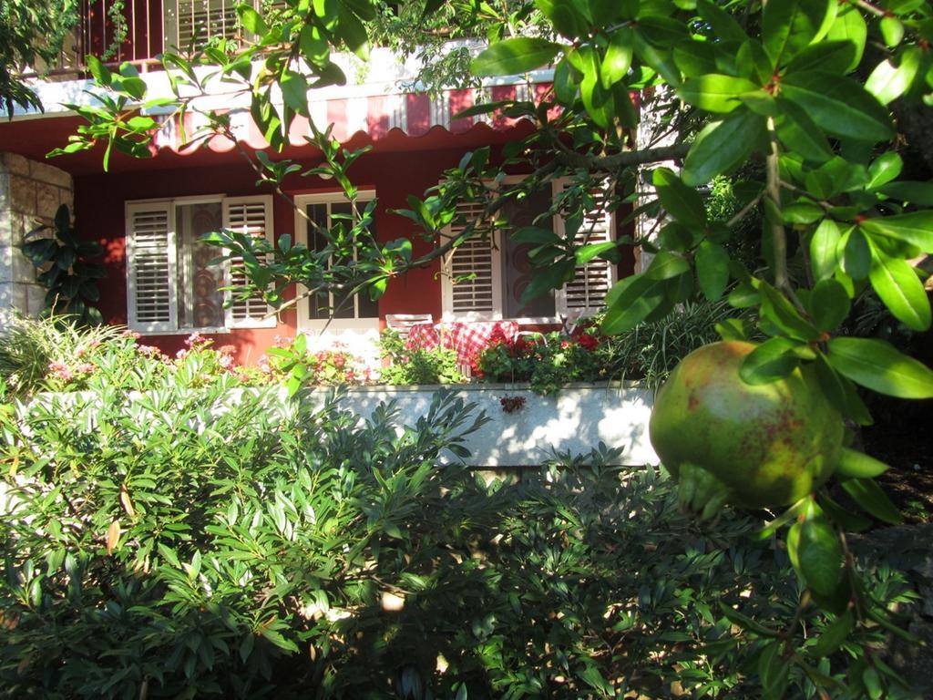 Apartment Petrovic Đảo Korčula Ngoại thất bức ảnh