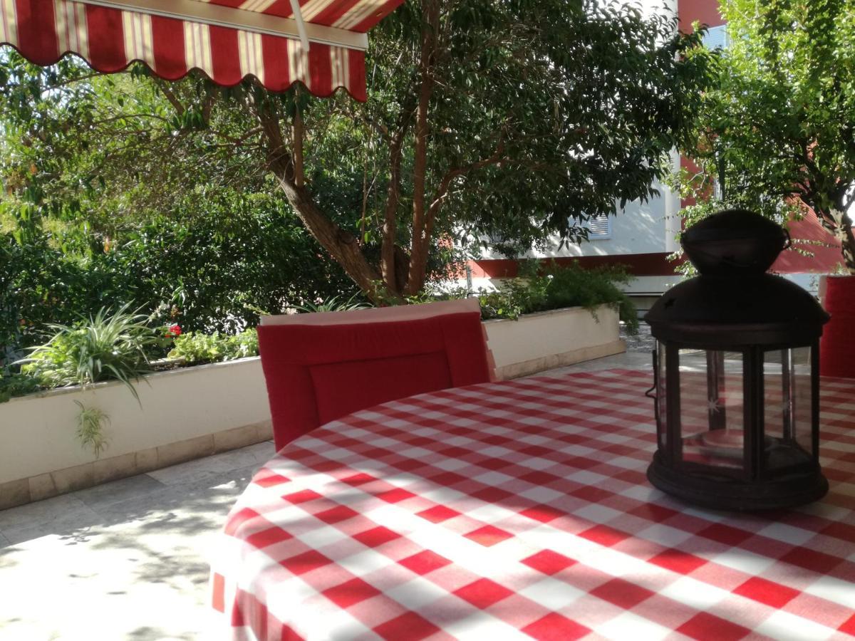 Apartment Petrovic Đảo Korčula Ngoại thất bức ảnh