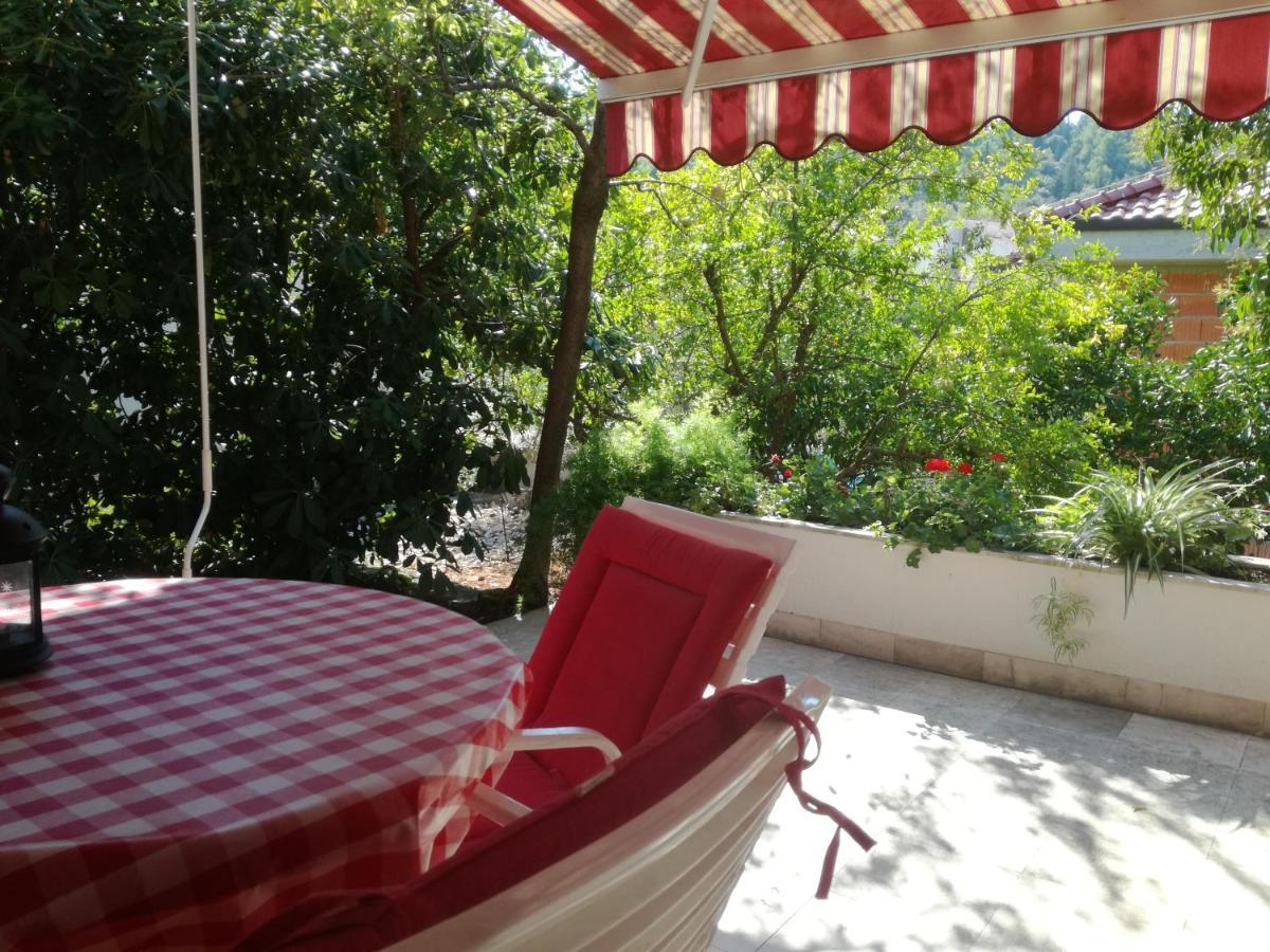 Apartment Petrovic Đảo Korčula Ngoại thất bức ảnh